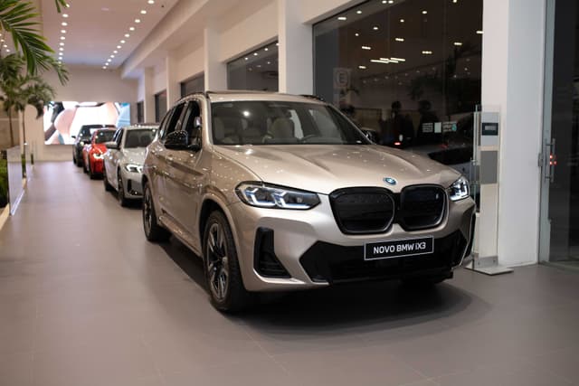 BMW iX3 – G08 | iX3 M Sport - 22-22